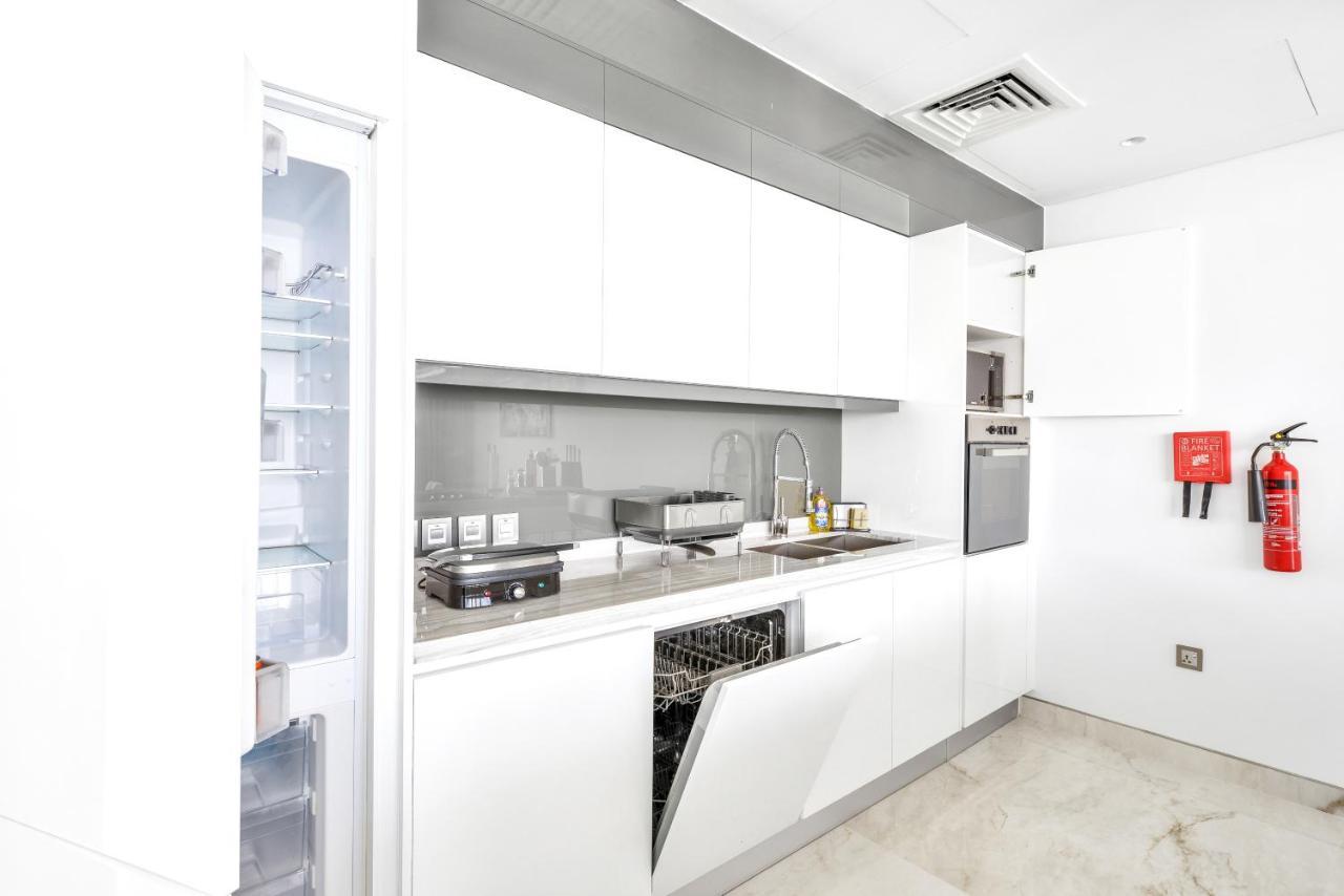 Contemporary And Spacious 2 Bedroom In Bluewaters Island Dubai Eksteriør billede